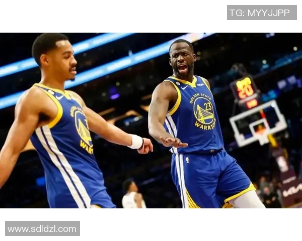 勇士与骑士激战1月16日NBA赛场再现经典对决引发球迷热议